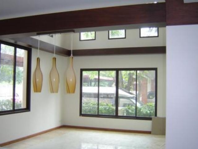 2 Bed Single House in Compound for Rent in Thonglor