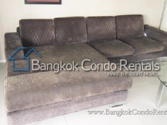 Spacious 2 bed Condo Next to Asok BTS