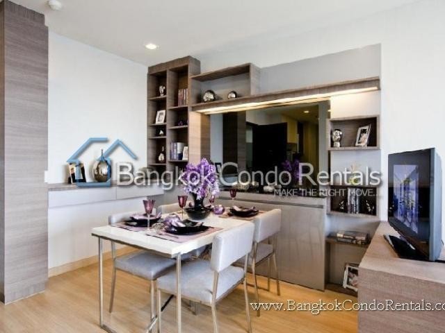 1 Bed Condo for Rent at Le Luk sky walk