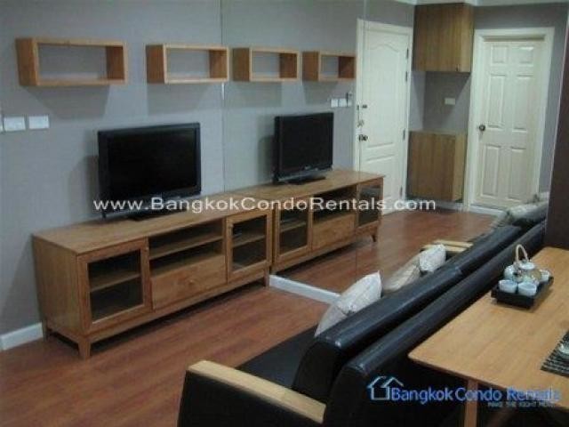 Lumpini Suite 2 Bed