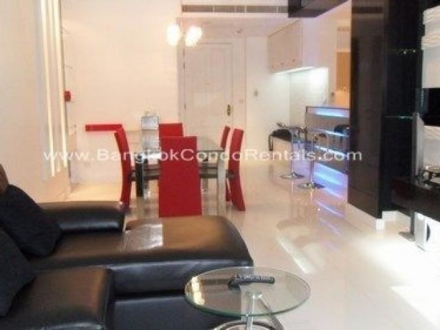 Luxurious Condo Phloen Chit Area