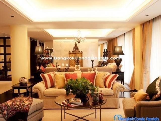 4 Bed Apartment Phrom Phong