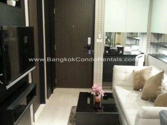 1 Bed Rhythm Sukhumvit 44