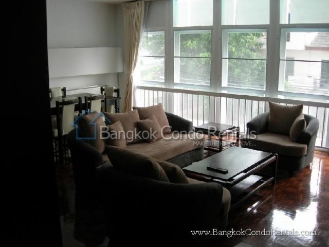 2 Bed Apartment for Rent in Phloen Chit 