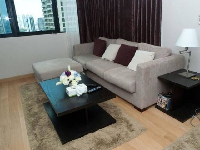 1 Bed Condo for Rent at Sathorn Gardens