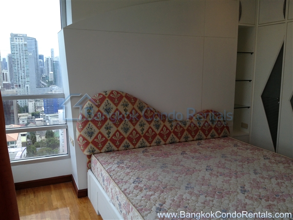 2 Bed Condo fro Rent at Sathorn House