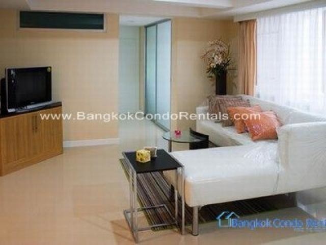 Luxurious 2 Bed Apartment in Silom