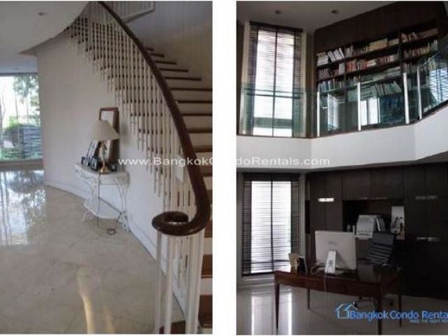 3 Bed Single House Bangna in Compound