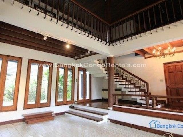 Single House Phrom Phong