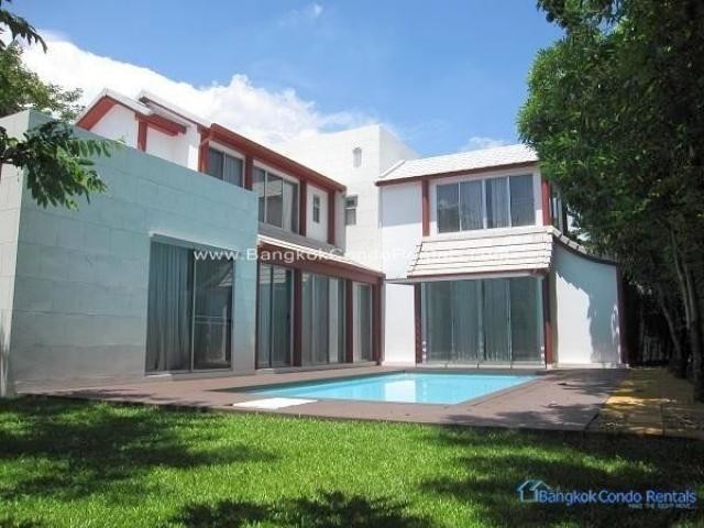 4 Bed Single House Phetchaburi