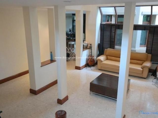 8 Bed Single House Lad Phrao