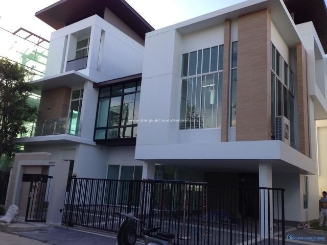 4 Bed Single House Compound Rama9