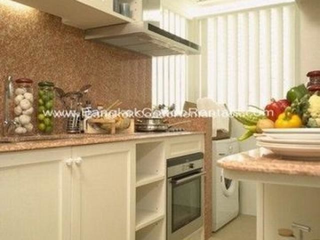 Large Luxury Silom Apartment