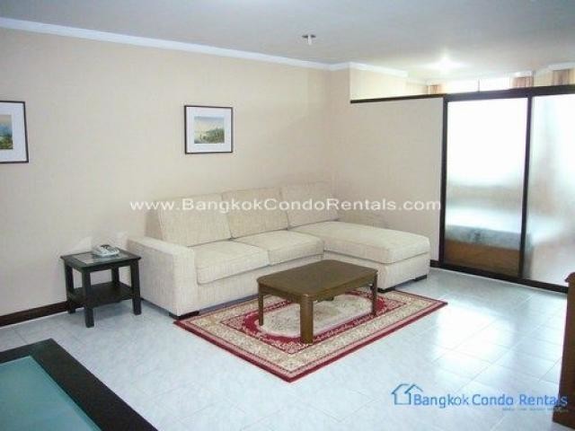 2 Bed for Rent in Supalai Place