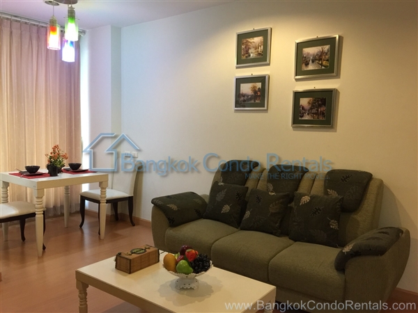 Ekkamai Condo For Rent