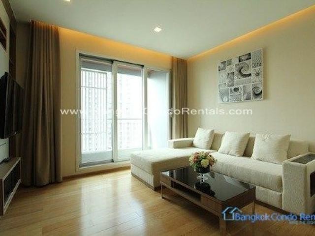 2 Bed in the Address Asoke